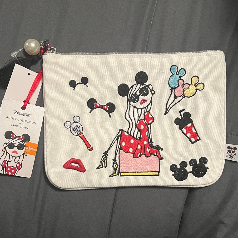 Disney Cosmetic Pouch, Artist Collection Daichi Miura, Hong Kong exclusive! NEW!